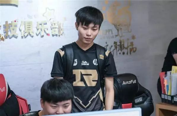 力是毋庸置 力是毋庸置