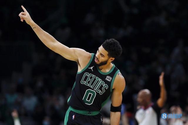 足球战术 足球战术