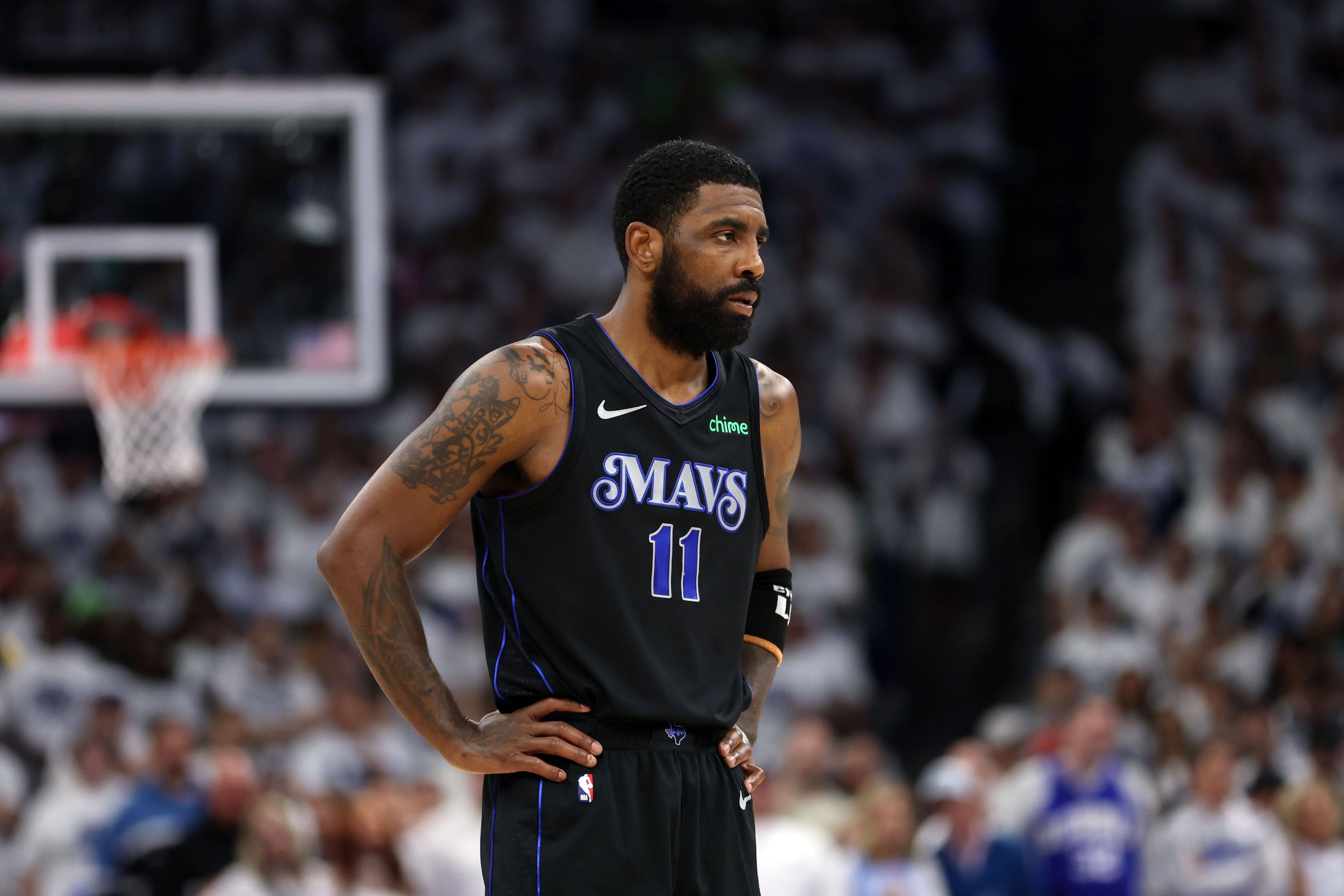 他与伴侣约 他与伴侣约