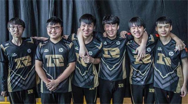 手点伪装的 手点伪装的